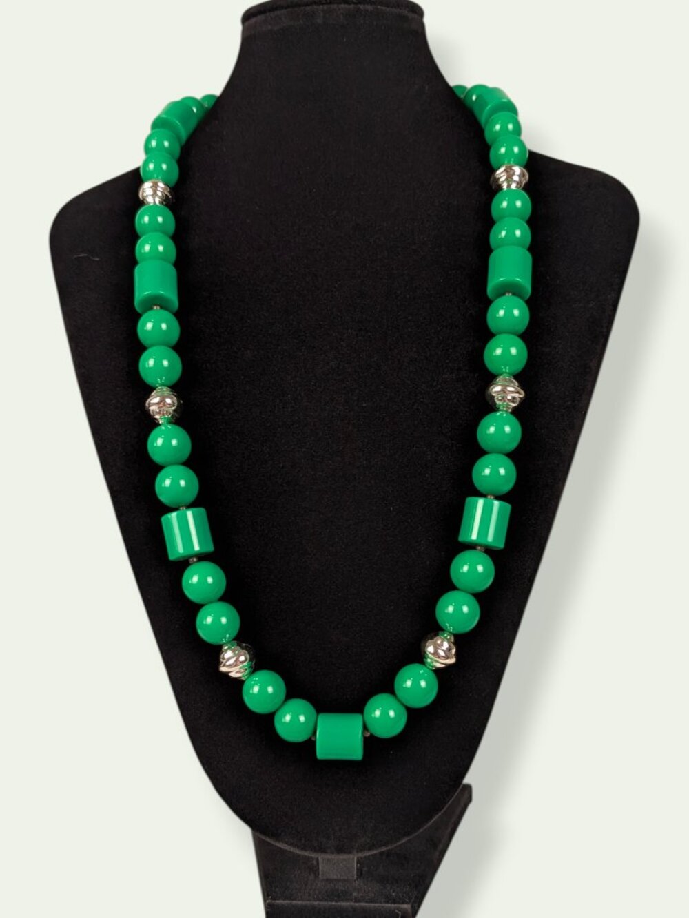 Vintage Green Lucite Geometric Beaded Necklace